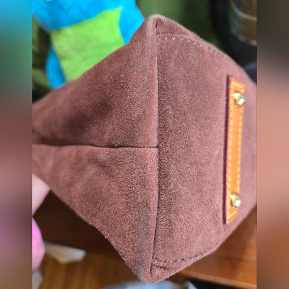 Dooney & Bourke Rich Brown Suede Shoulder Bag - Picture 8 of 11